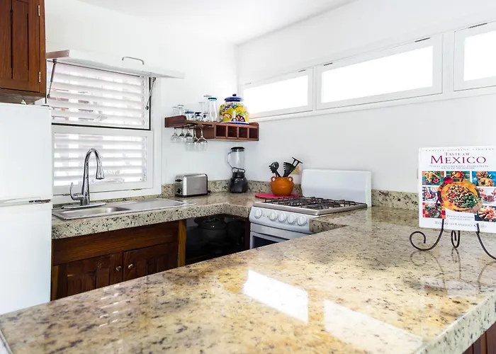 Elegant Bright 1br Caribbean - Steps From Ocean Playa del Carmen