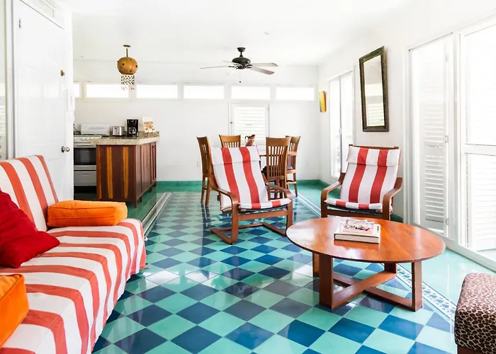 Elegant Bright 1br Caribbean - Steps From Ocean Playa del Carmen